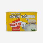 Üzeyir Bayrak Koyun Yoğurdu Tam Yağlı 1900 g – Ön